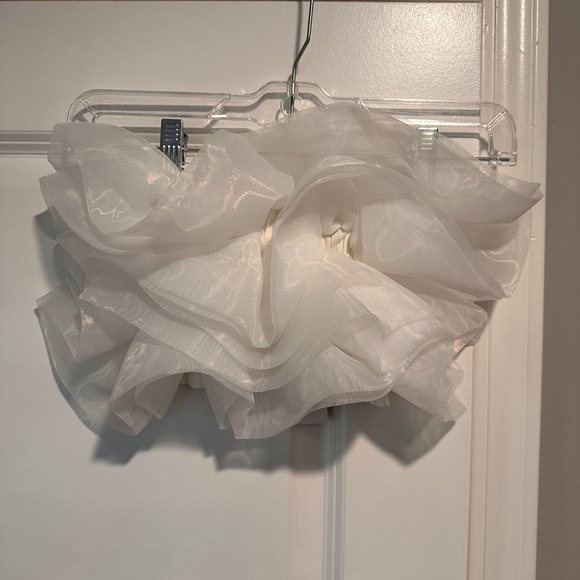 Zara Ruffle Strapless Crop Top - Picture 2 of 3